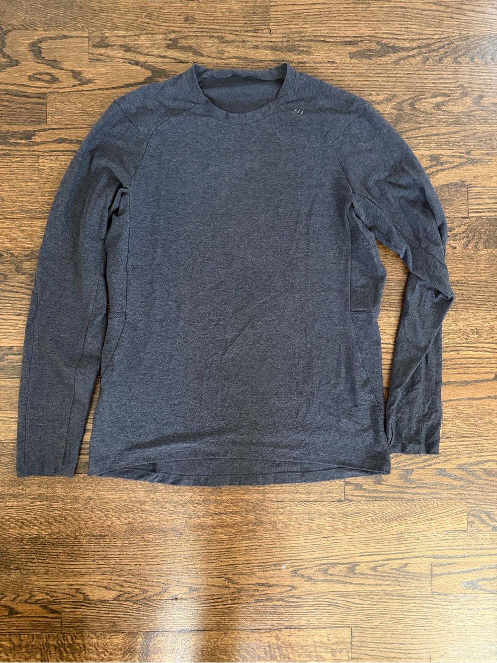 Lululemon Men’s Long Sleeve Running Shirt Gray Large Zip Pocket